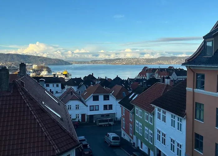 And In Sandviken With Sea View * ベルゲン