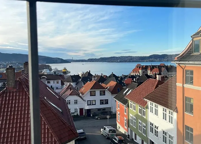 And In Sandviken With Sea View *